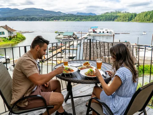 Fish & Duck Pub on Sproat Lake, Port Alberni, BC.