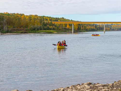 Metis Crossing paddling canoe fall colours Rob Hislop ZenSeekers