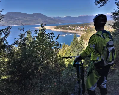 Mountain Biking in Nakusp